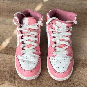 Kids Pink and White High-Top Jordan Air Sneakers size 4 youth